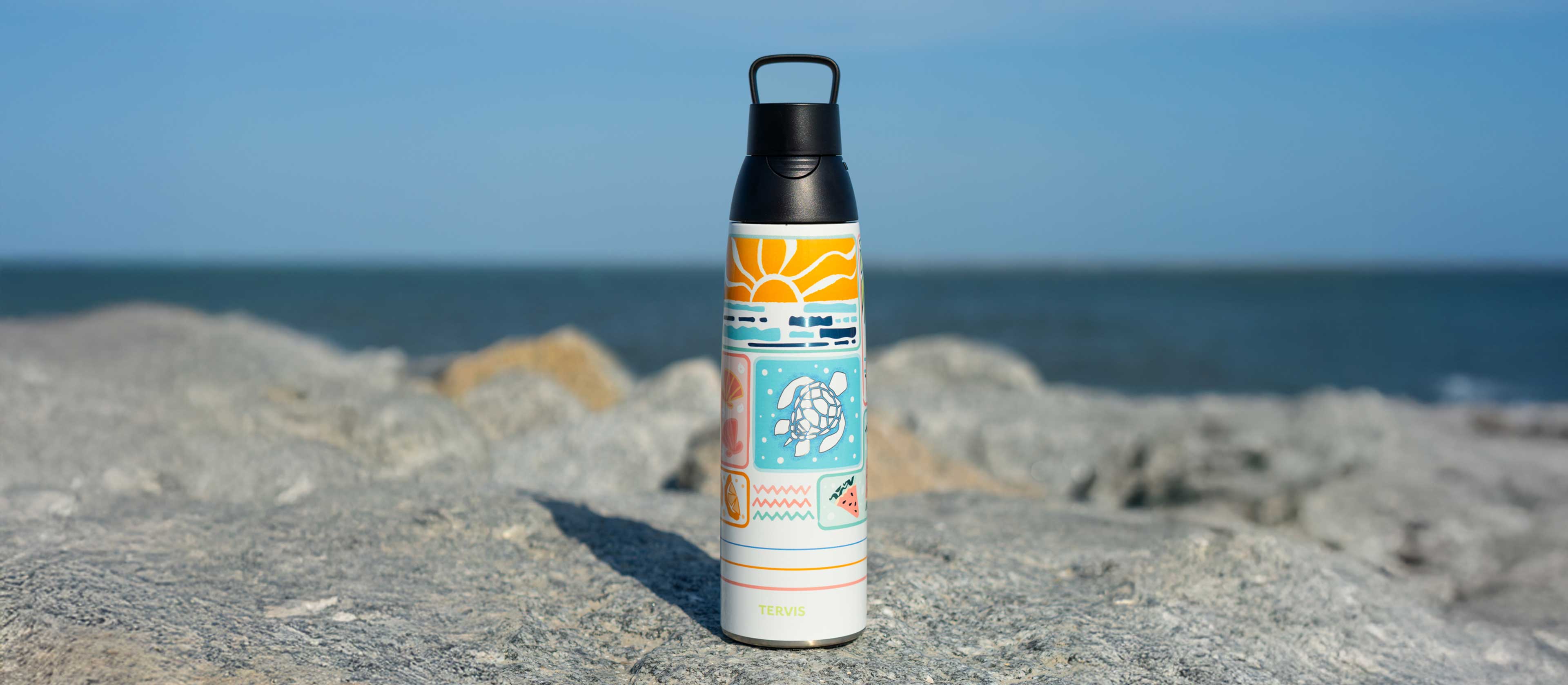 36oz Venture&trade; Bottle Lifestyle Image