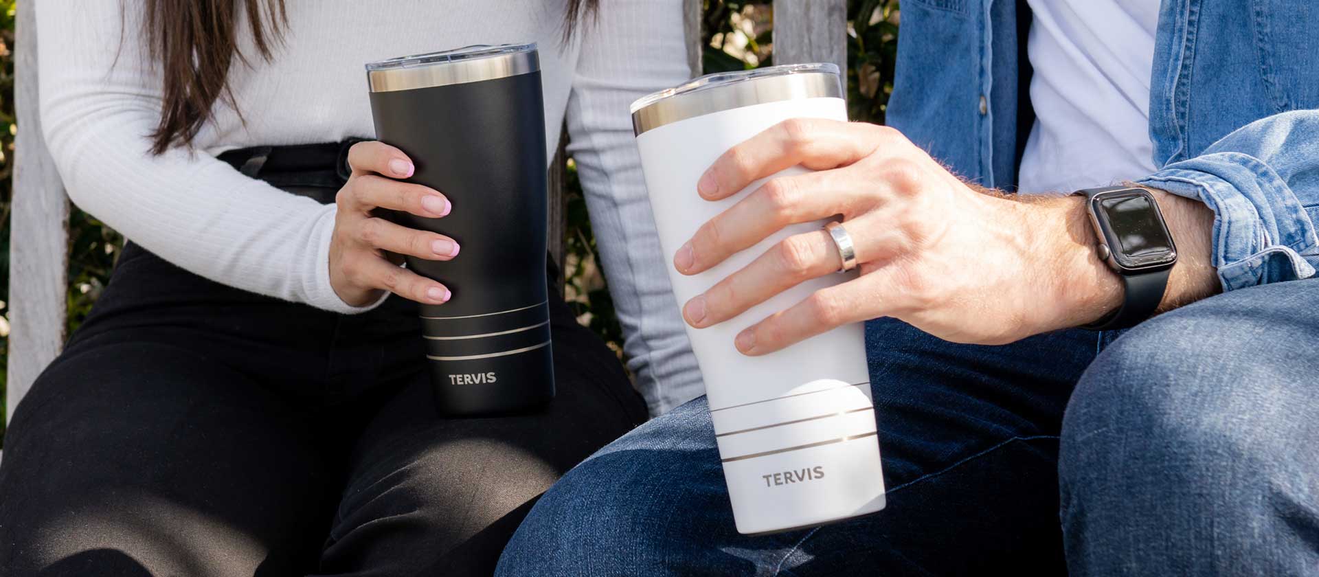 30oz Traveler Lifestyle Image